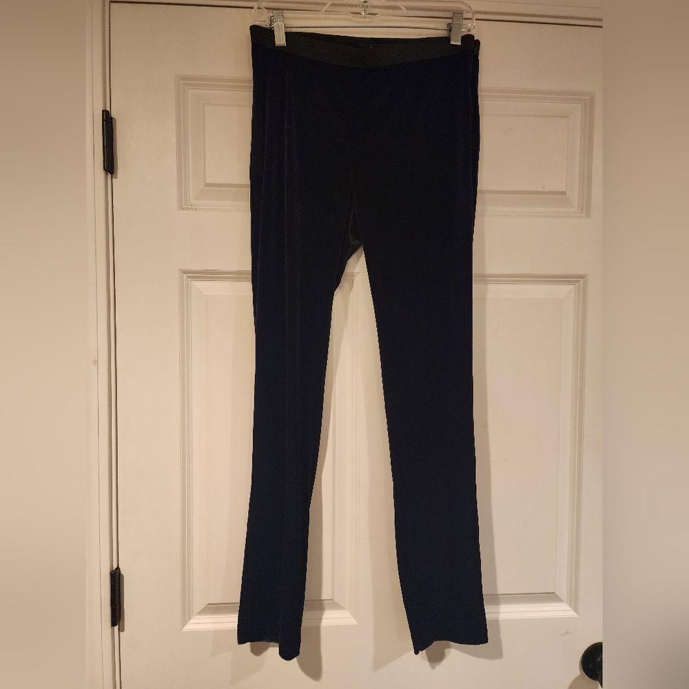 Tahari stretchy black velour skinny pants